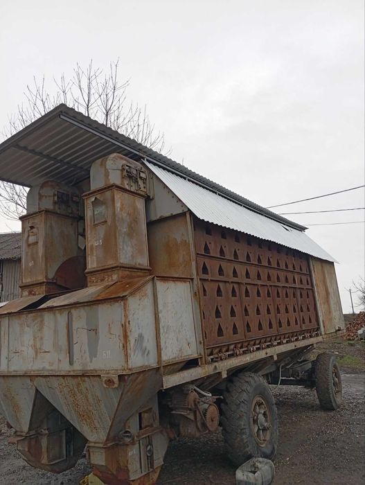 Продам зерносушарку