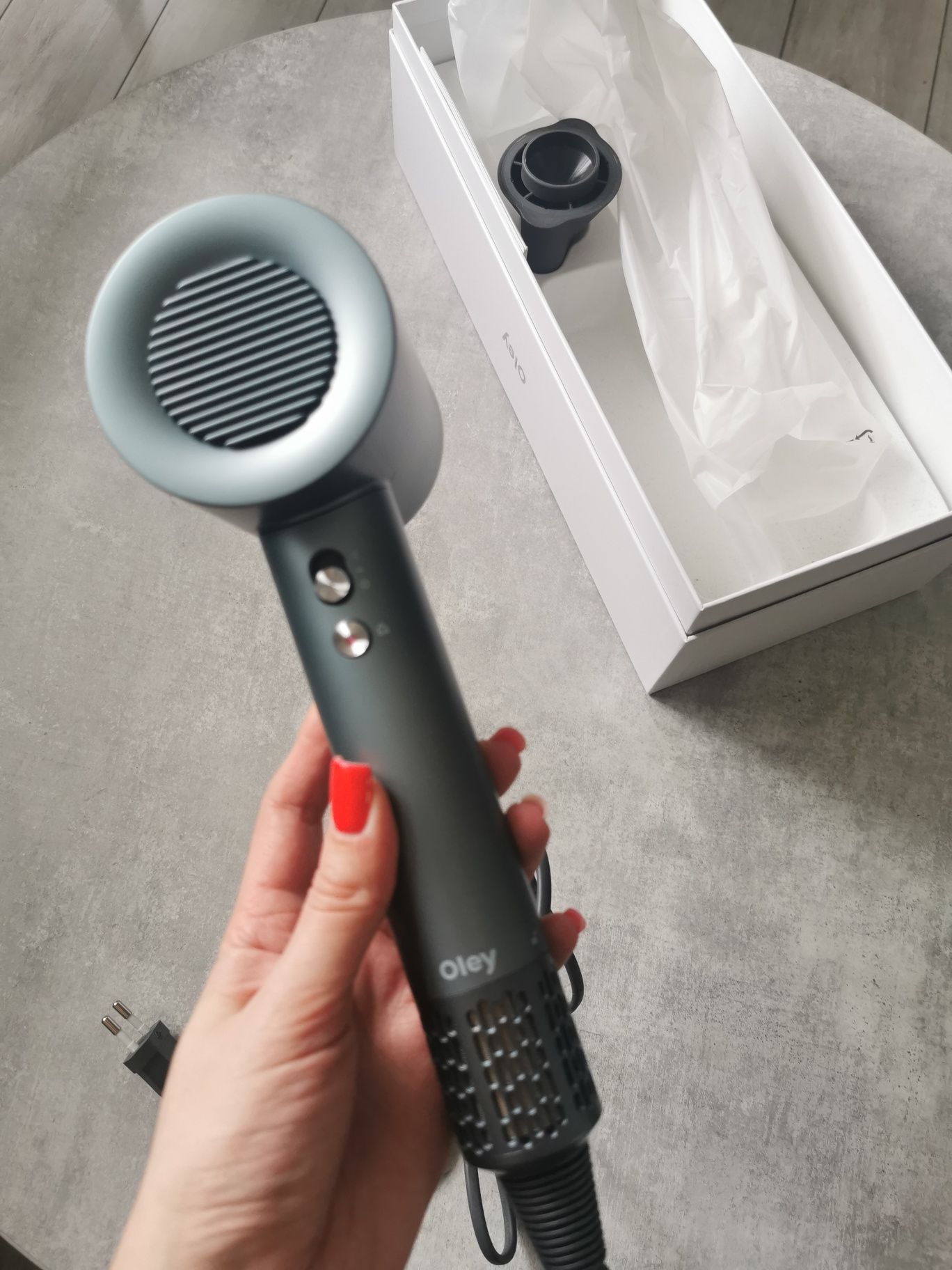 Szybka jonowa suszarka do włosów Oley 900W ujemne jony hairdryer ions