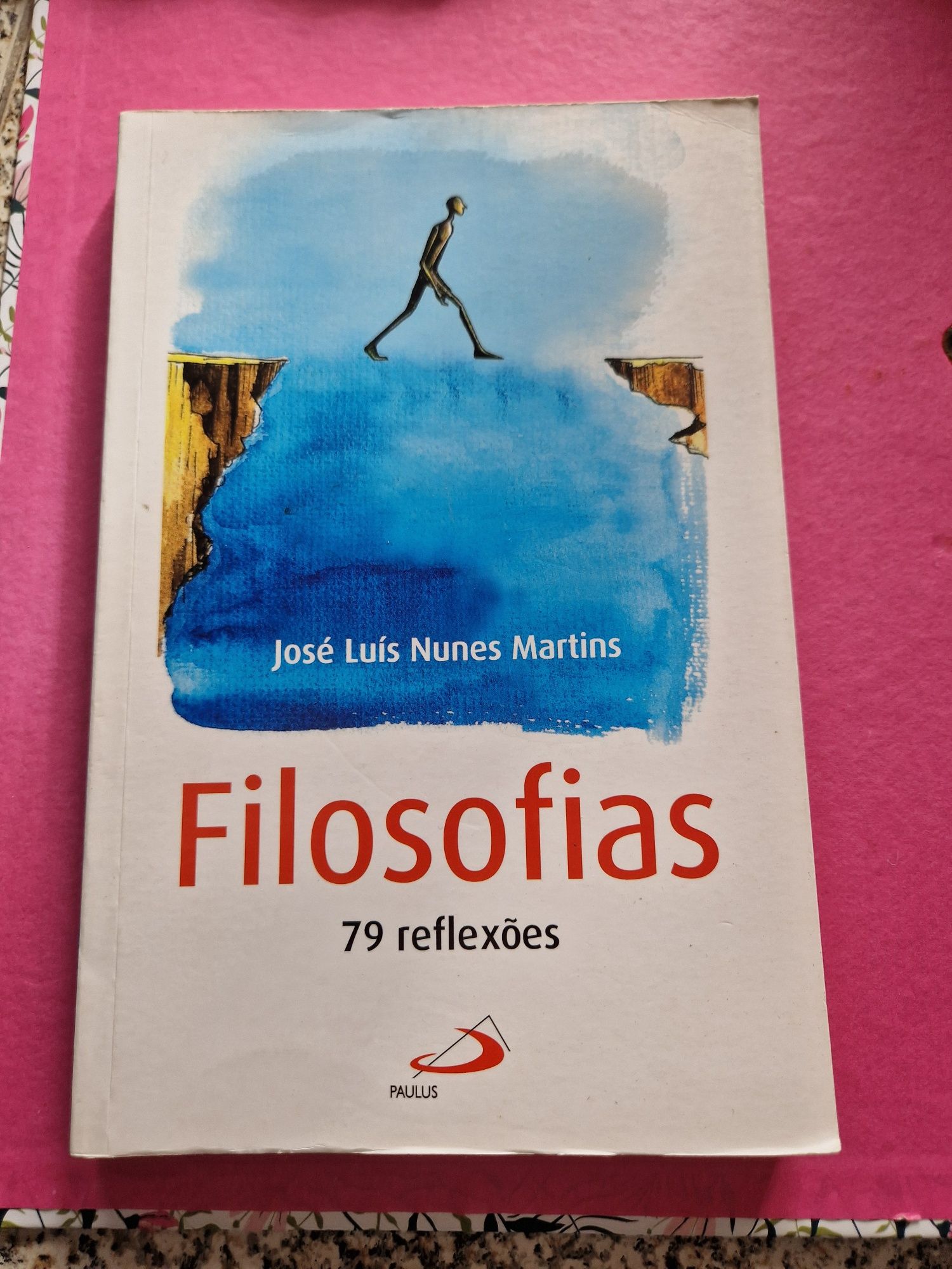 Vendem -se diversos livros, prefiro vender em conjunto.