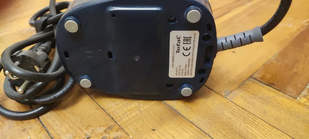 Відпарювач TEFAL DR8085