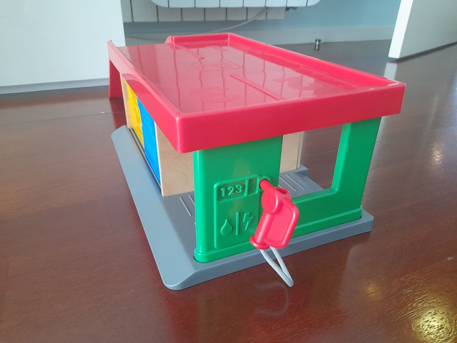 Brinquedo de Criança em ótimo estado.