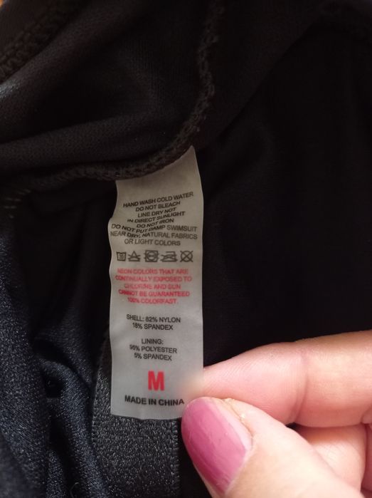 Продам новые купальники