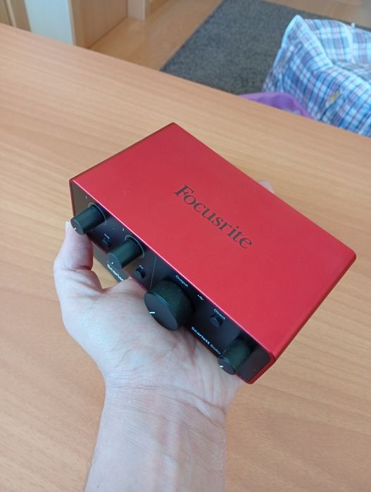 Interface focusrite solo 4 geração recente Nova