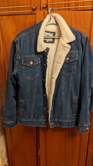 Тепла джинсова куртка
