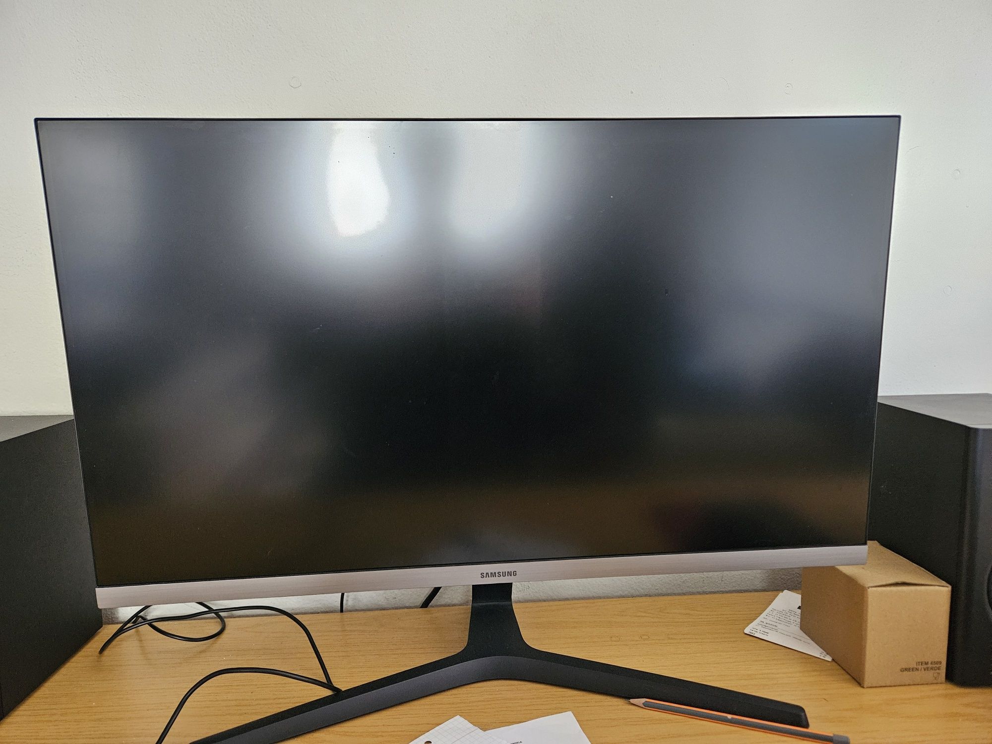 Monitor 4k Samsung LU28R55 c/garantia