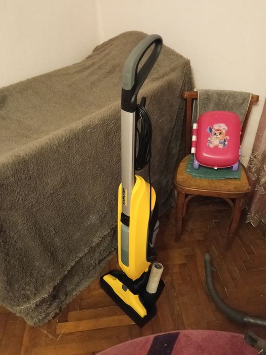 Продам миючий пилосос швабра,KARCHER FC 5