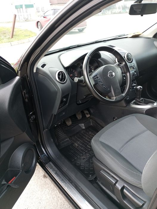 Продам Nissan Quasquai 2008 г.  1.6