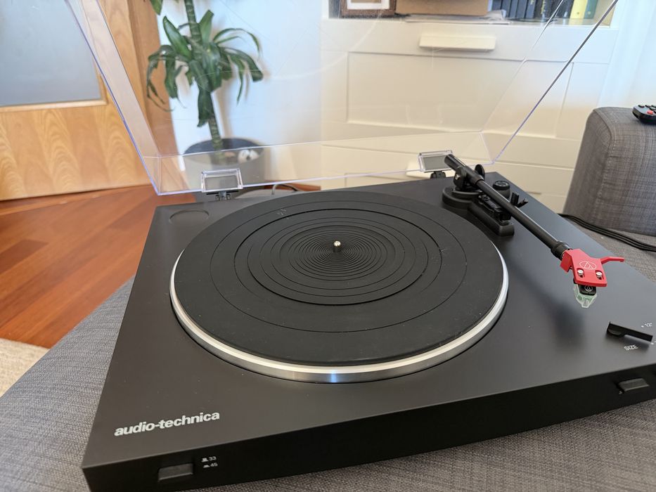 Gira-discos AT-LP3