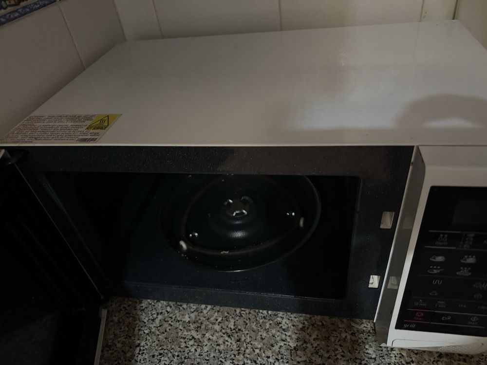 Microondas Samsung GE732K