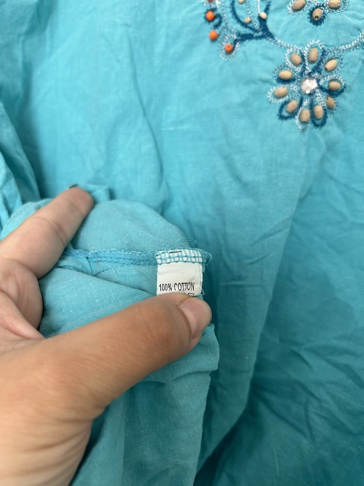 Niebieska bawelniana bluzka tunika ozdobny dekolt