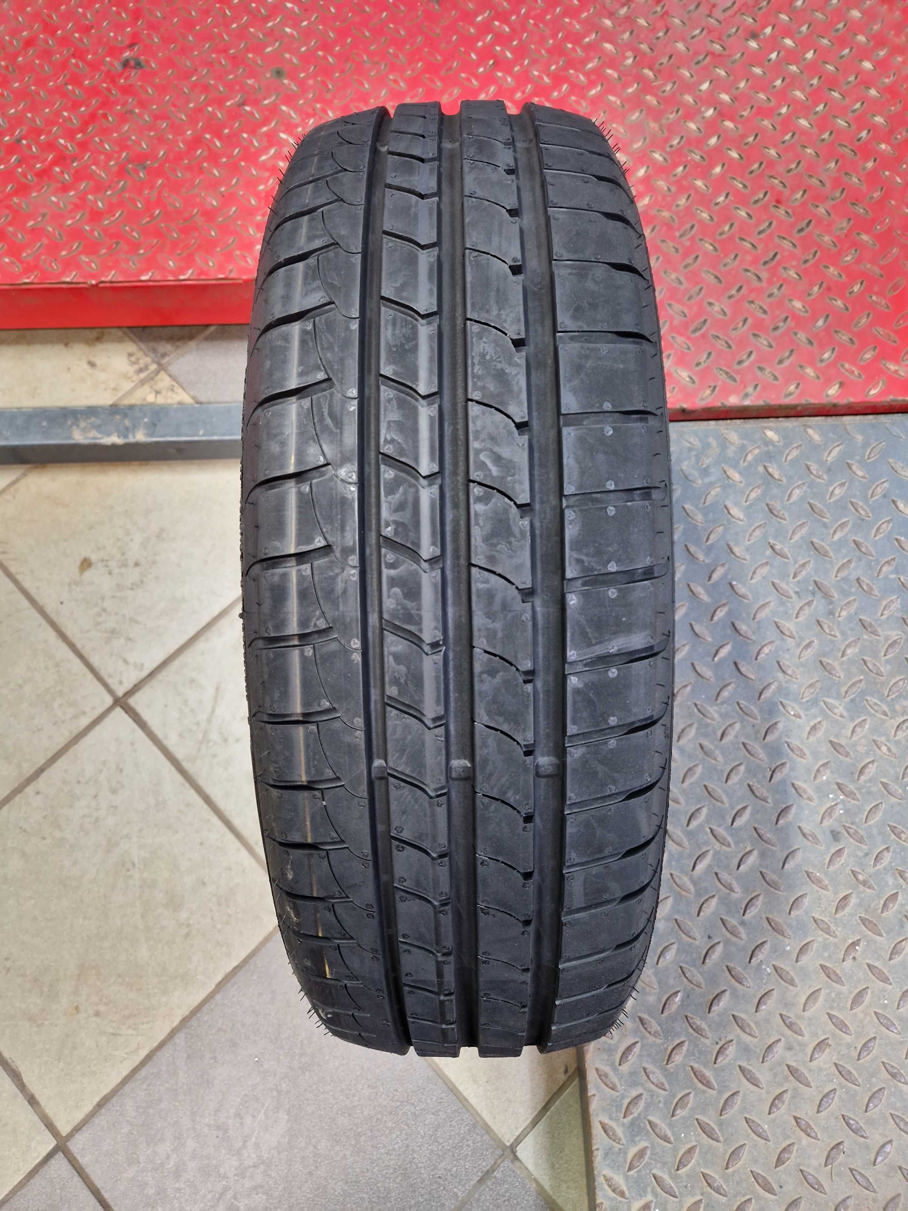 Goodyear 195/65R15 EfficientGrip