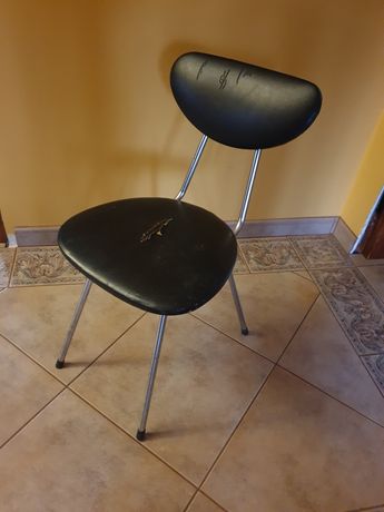 Krzesło metalowe z okresu PRL do renowacji