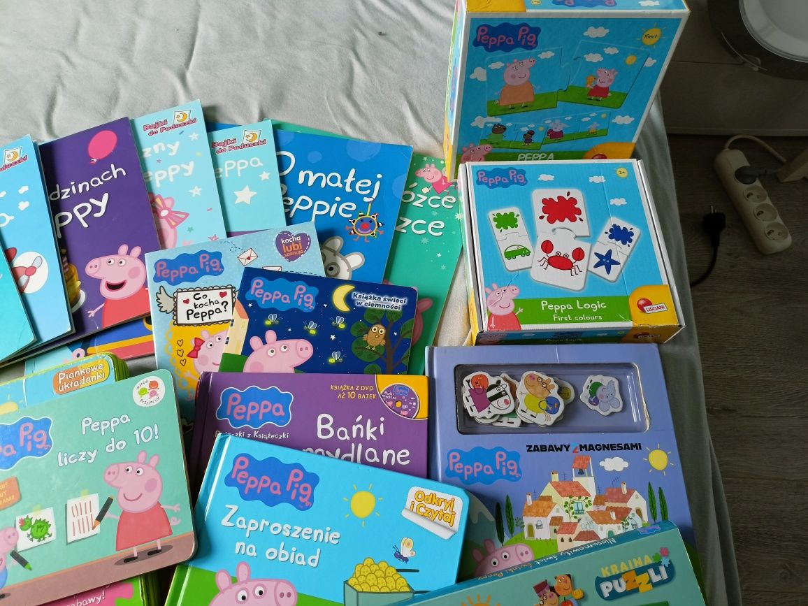 Książki Świnka Peppa Zestaw 25 książek+puzzle+magnesy