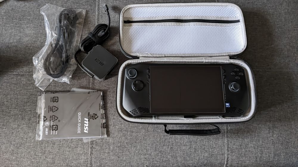 MSI Claw A1M, 135H, 512GB