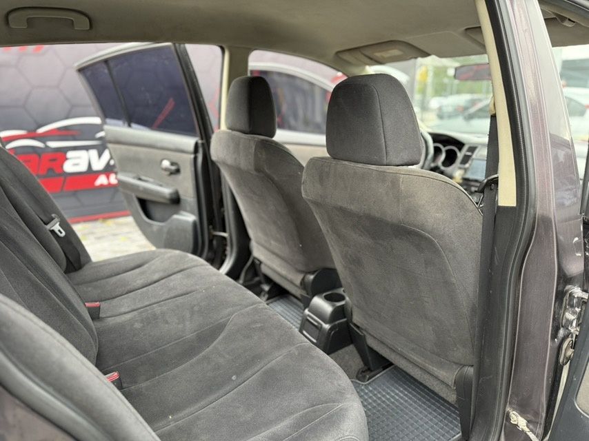 Продам Nissan Tiida  1.6i Automat 2008.