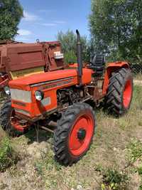 Zetor 5745 4 na 4 wspomaganie.