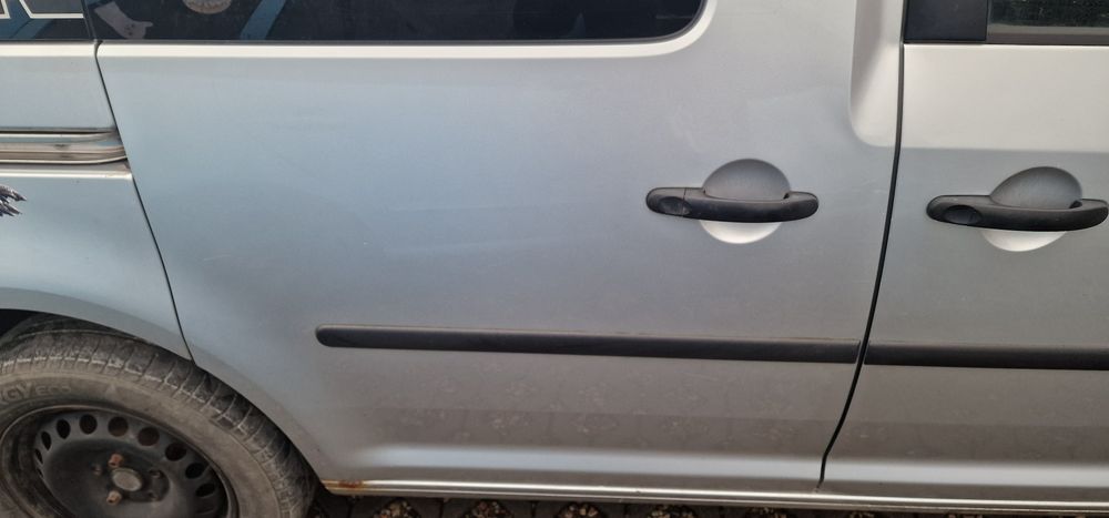 Drzwi przesuwne prawe vw caddy la7w