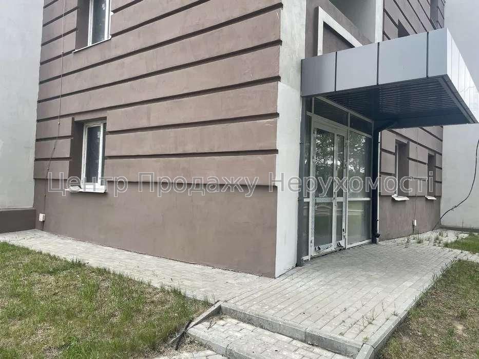 Продам приміщення вільного призначення пр. Героїв Харкова