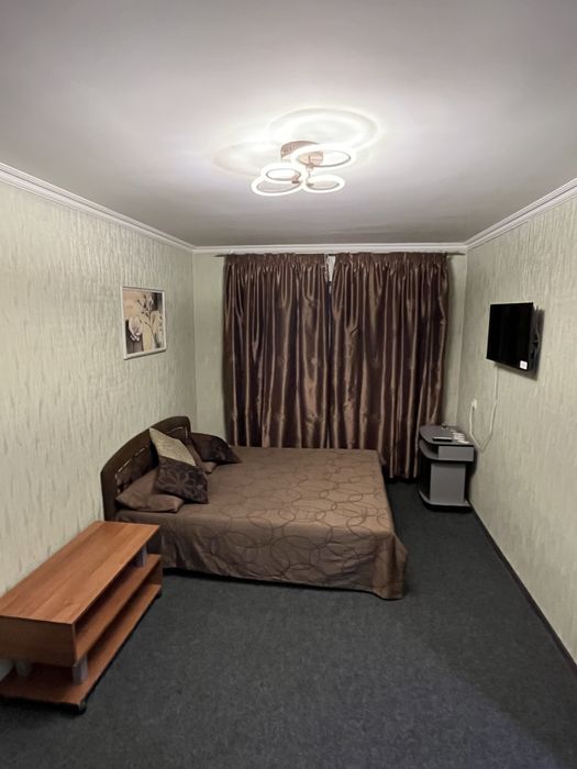 Сдам 1 к кв.-ру.на Космосе  по ул.Сытова  тц,,Варус,,