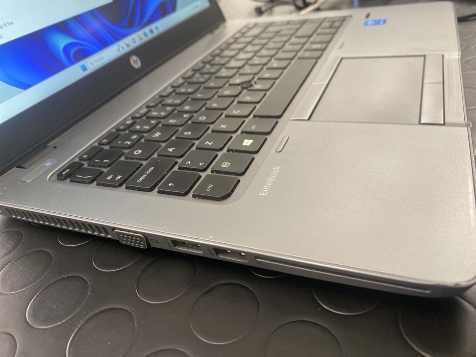 Hp 840 G2 - I7 - 5500U 2.40GHz 12 Ram