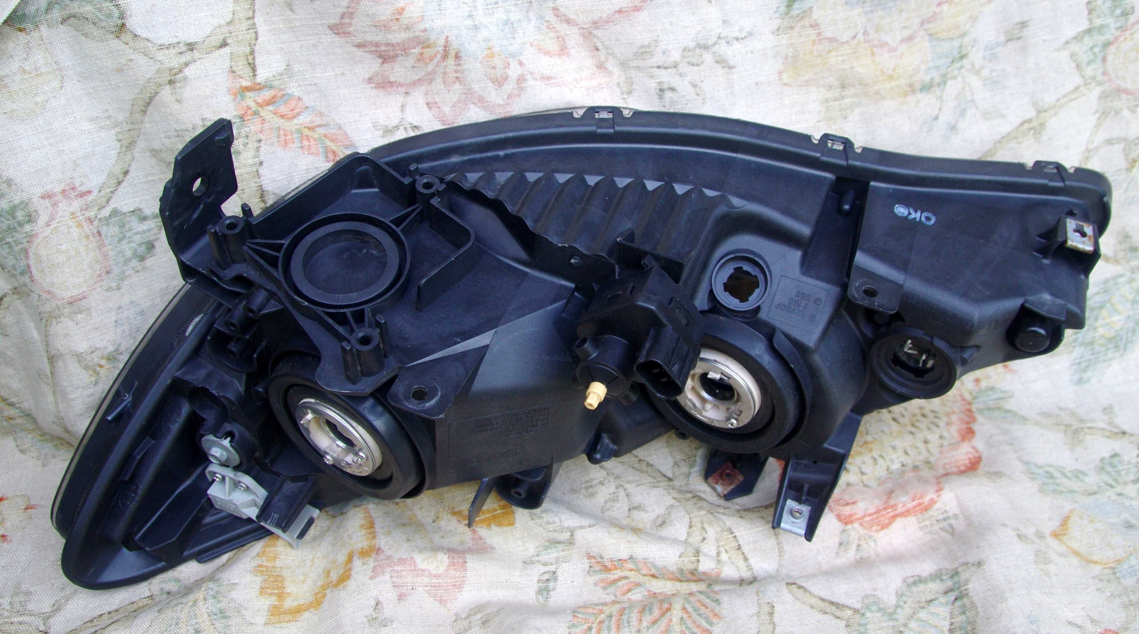 Reflektor Honda Civic Sedan 8-gen OEM