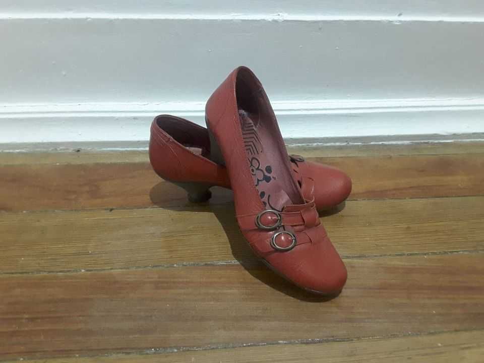 Sapatos Vintage/Retro Fly London