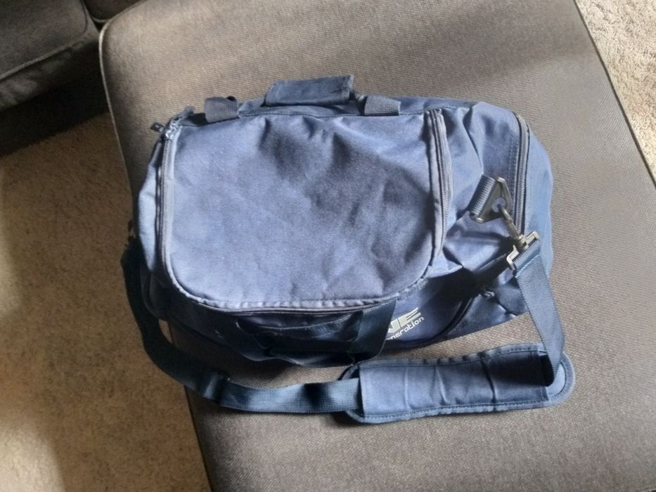 saco de desporto sport zone - COMO NOVO