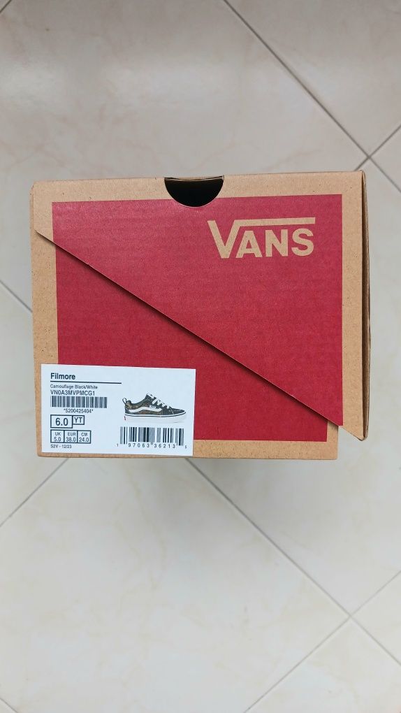 Sapatilhas Vans Novas