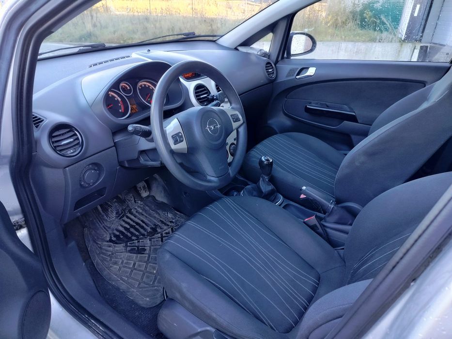 Sprzedam Opel Corsa 1.2 Klima