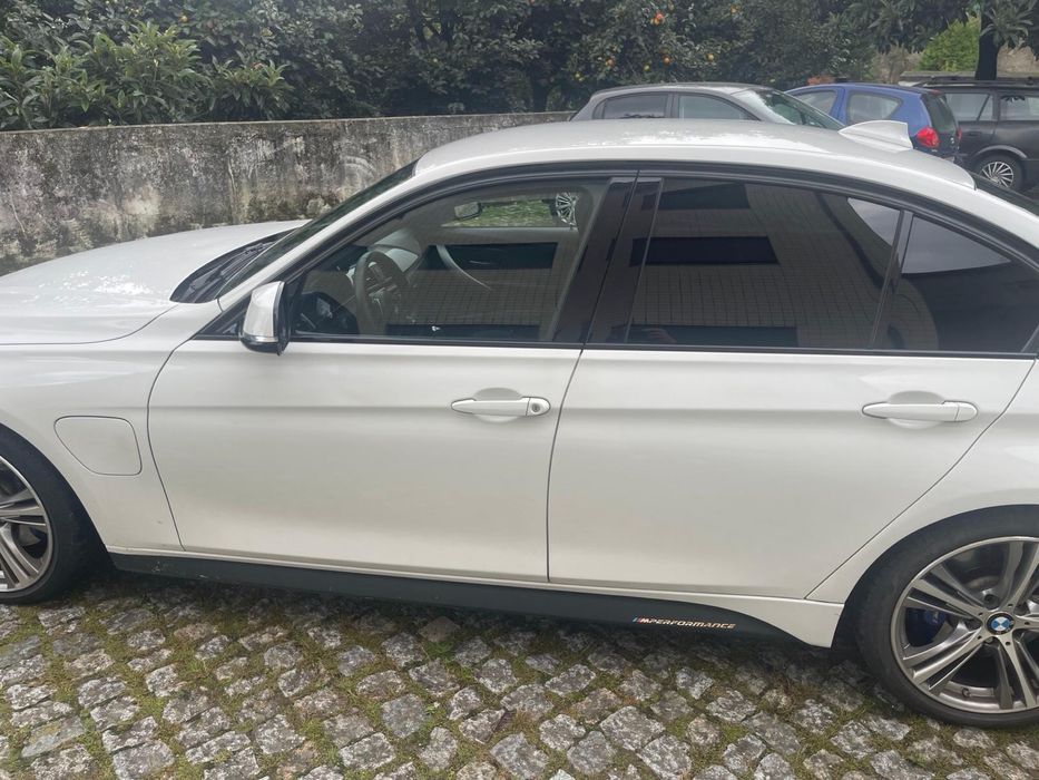 BMW 330e pack M i performace