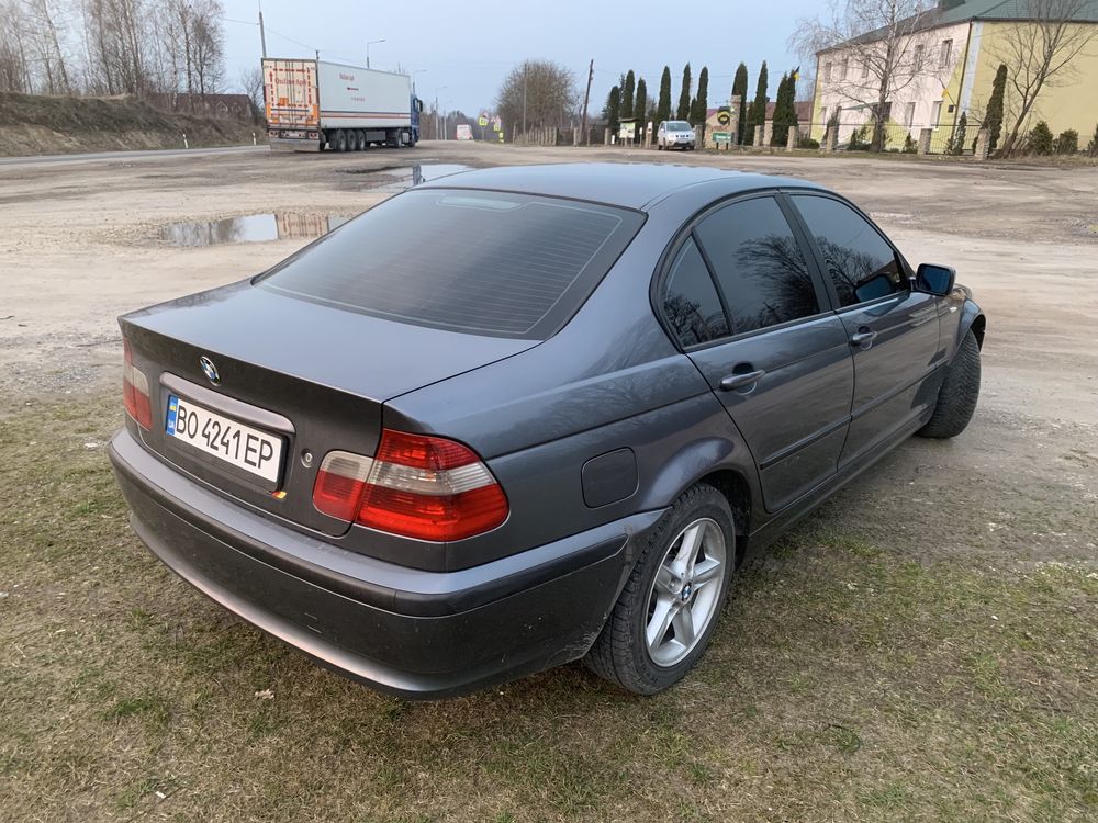 Продам BMW 320D