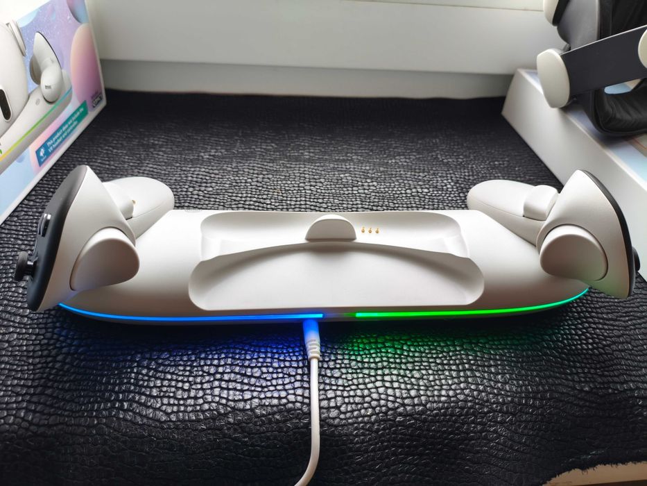 AMVR  Magnetic Charging Dock For Meta Quest 3 Зарядна Док- станція