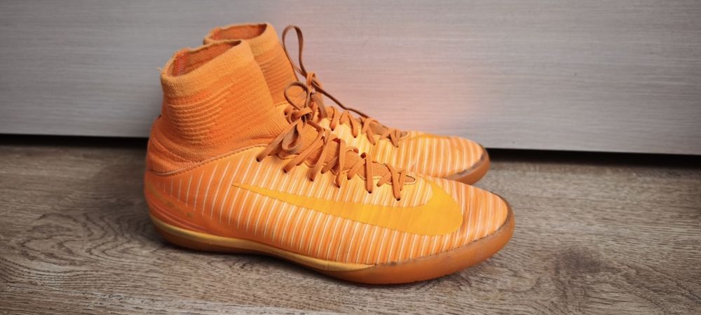 мужские футбольные бутсы Nike Phantom GX II Academy TF