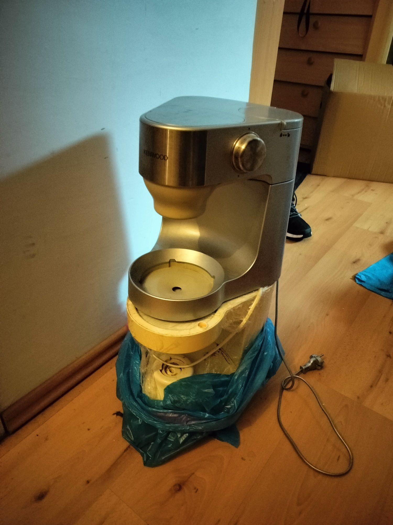 2 x robot Kenwood