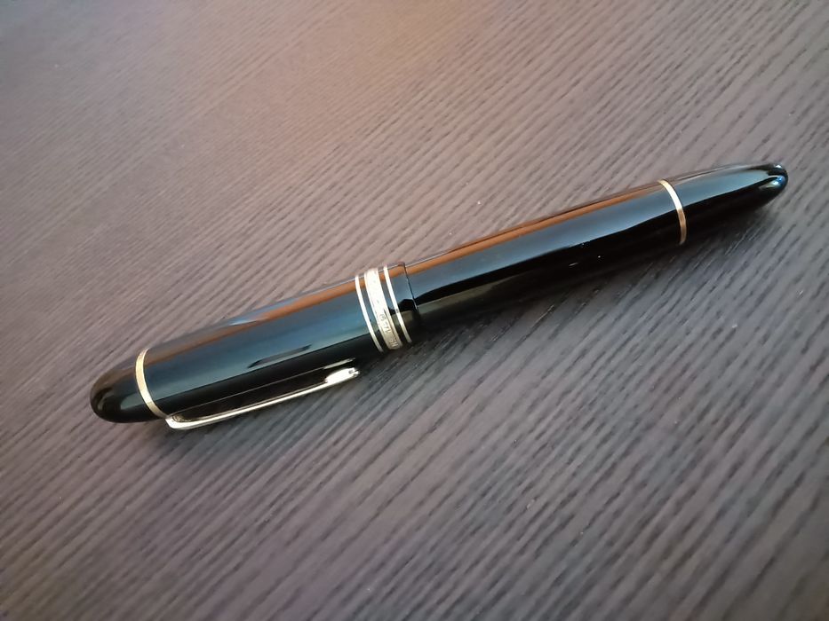 Caneta Montblanc 149 Meisterstuck aparo ouro
