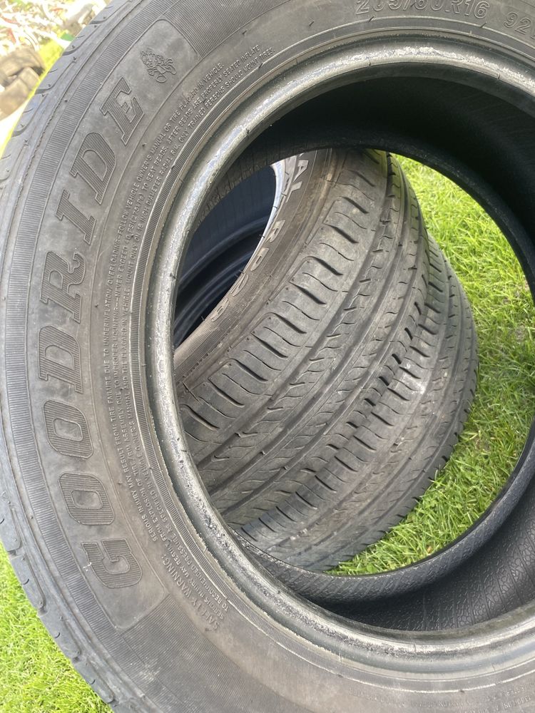 Sprzedam 4 opony całoroczne goodride 205/60r16