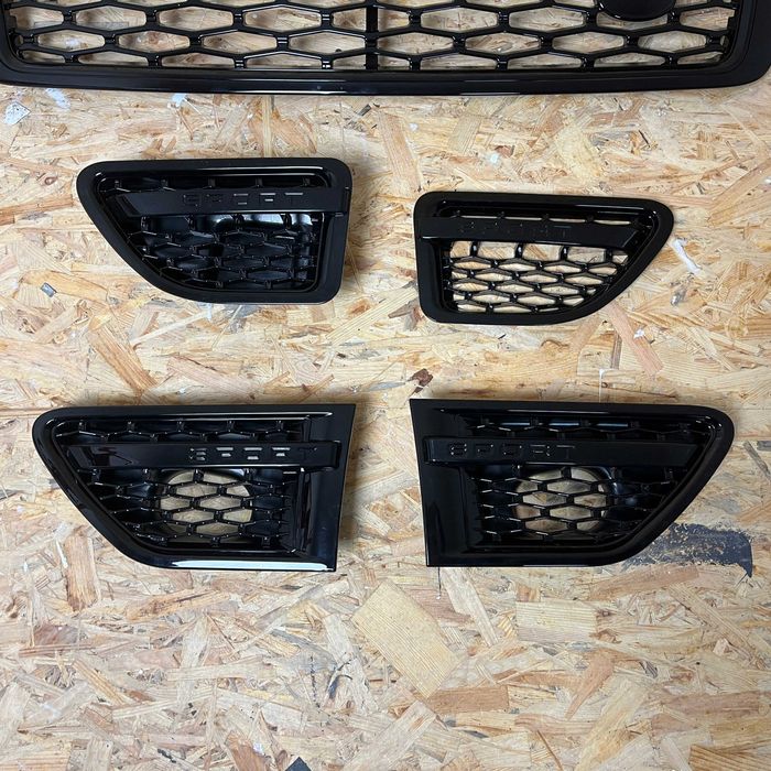 Решетка радиатора решітка Range Rover Vogue L405 Velar Sport L320 L494