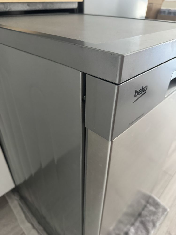 Zmywarka beko DFS26024X