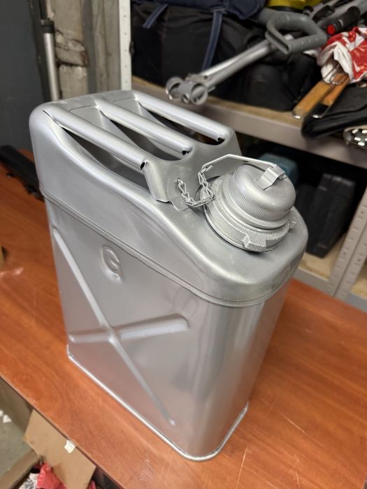 Toyota каністра 20 літрів оригінал нова