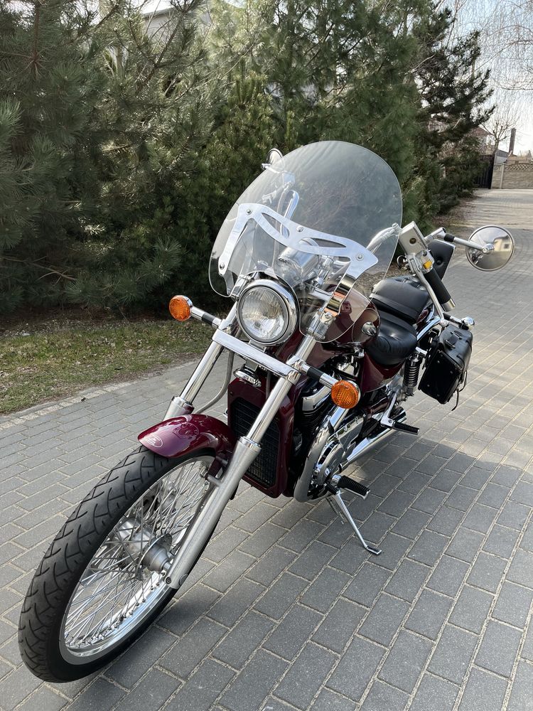 Suzuki Intruder VS 800 jak nowy tylko 16 tys kn