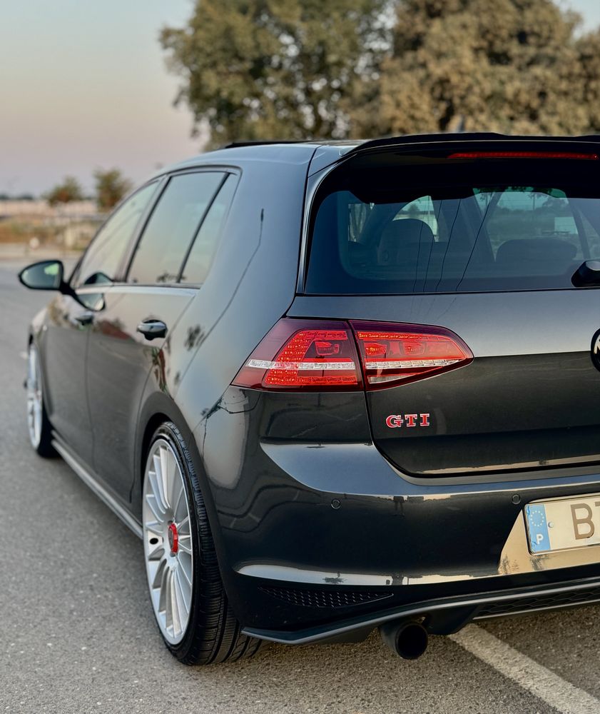 VW Golf GTi MK7 Performance DSG 330Cv
