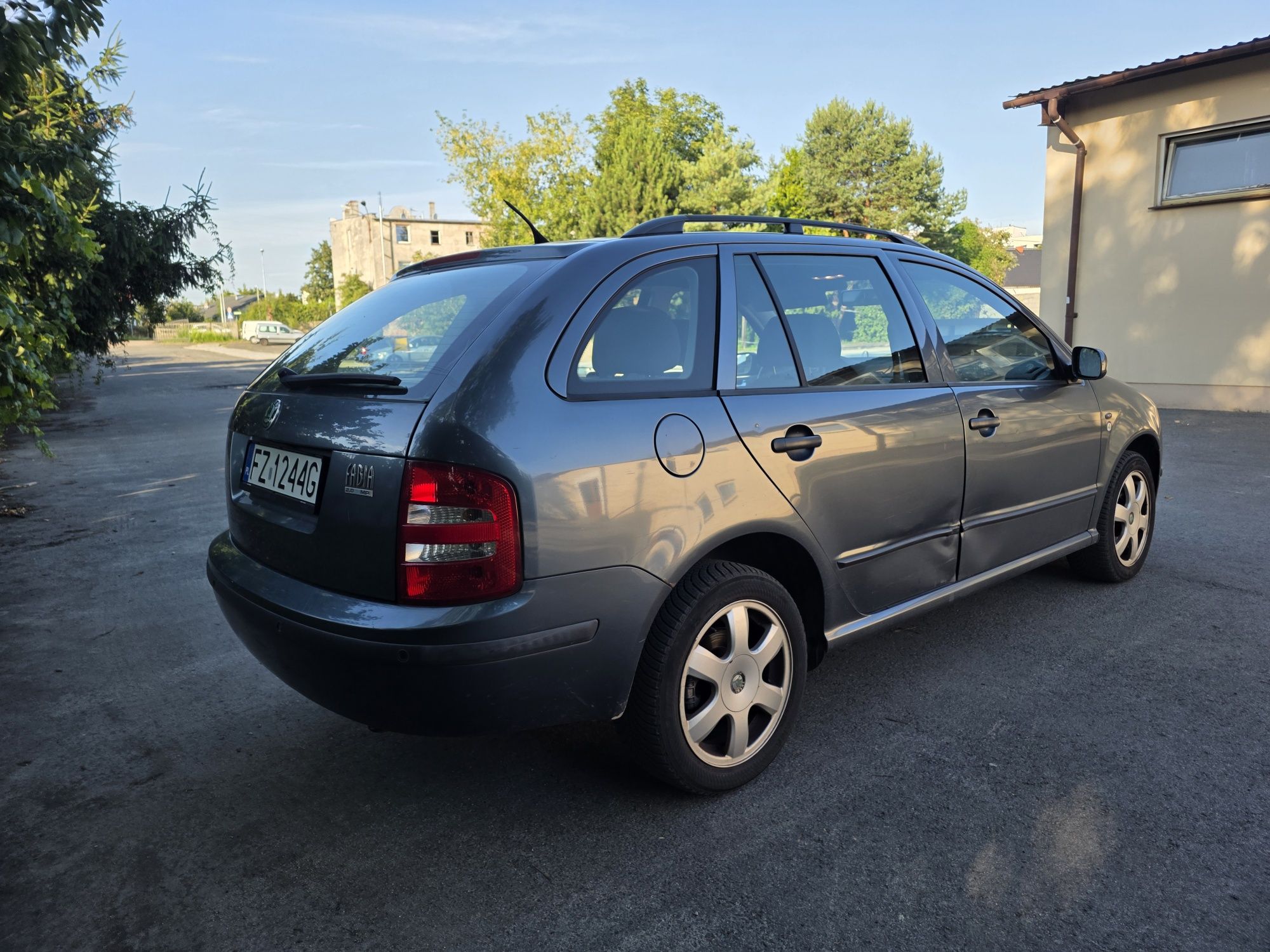 Skoda Fabia 2.0 Mpi 115KM 2006r klima elektryka czujniki parkowania