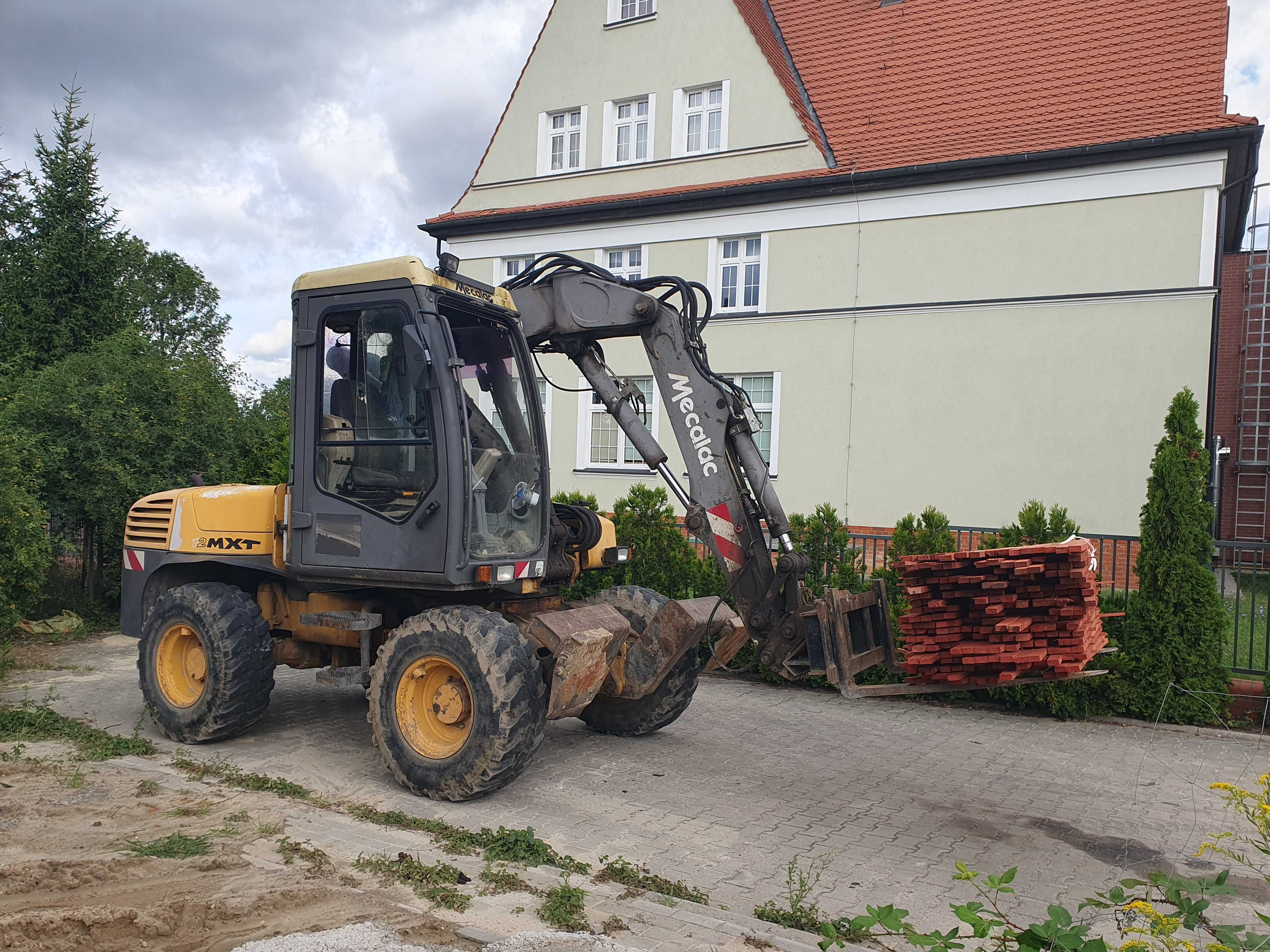 Koparko-ładowarka Koparka Ziemia Piasek Żwir Tluczeń Bierutów Oleśnica