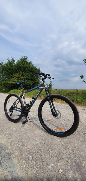 Продам велосипед Azimut