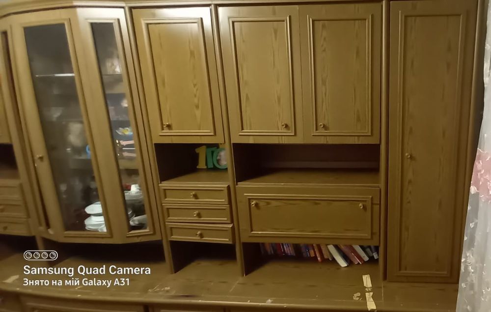 Меблевий гарнітур 1990 року