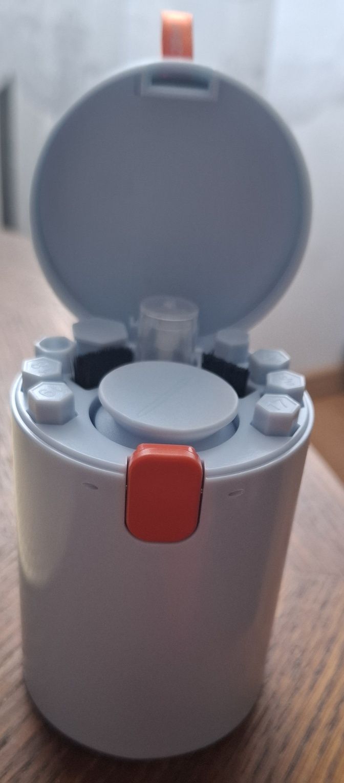 Zestaw do czyszczenia telefonu ,słuchawek, klawiatury, aparatu 20 w 1