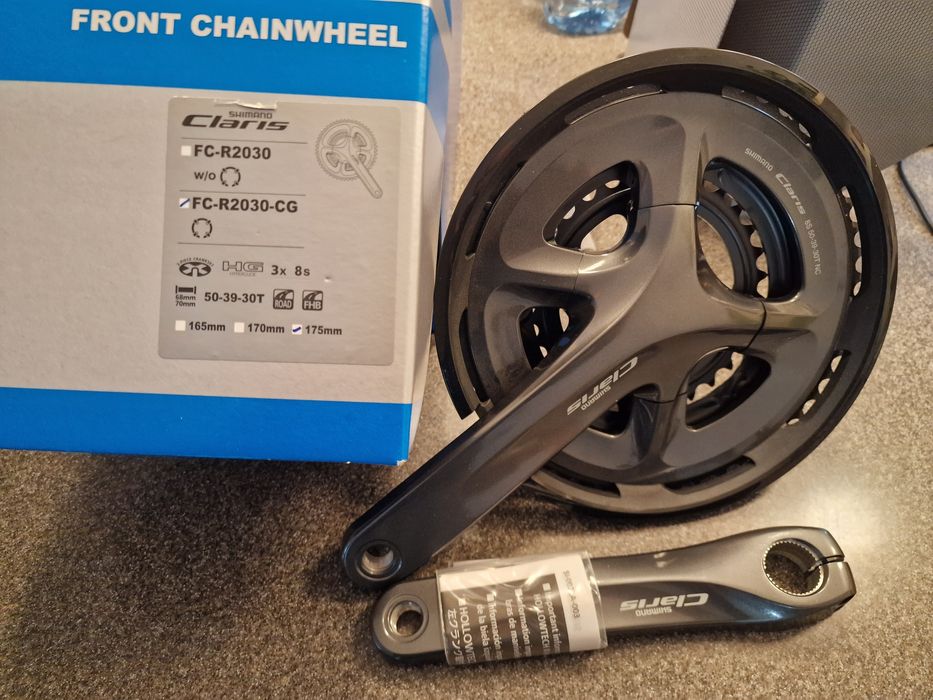 Grupa CLARIS R2000 3x8 NOWA. Klamkomanetki na prostą kierownicę!