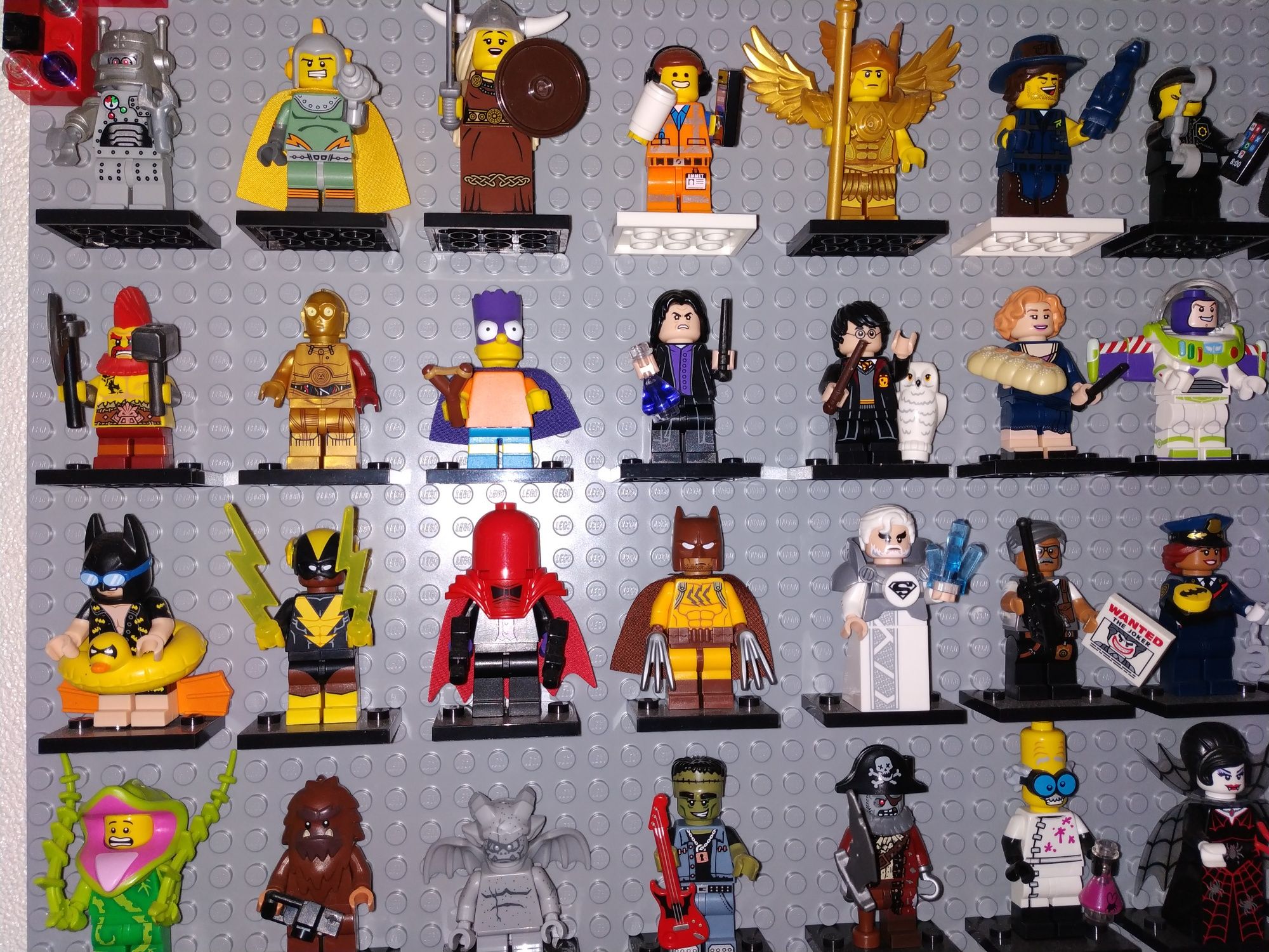 LEGO minifigures