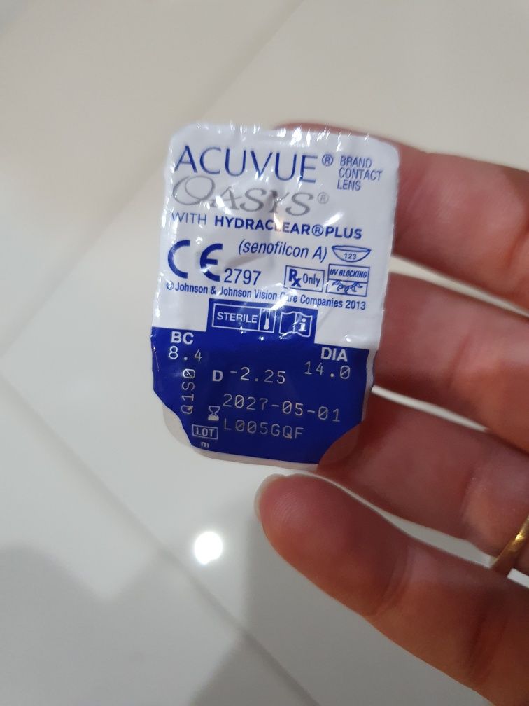Soczewka kontaktowa Acuvue Oasys -2,25