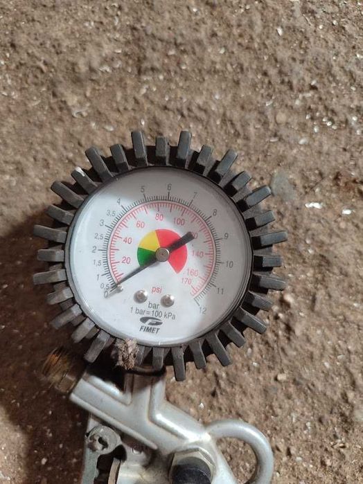 Manómetro e Pistola de pressão de ar